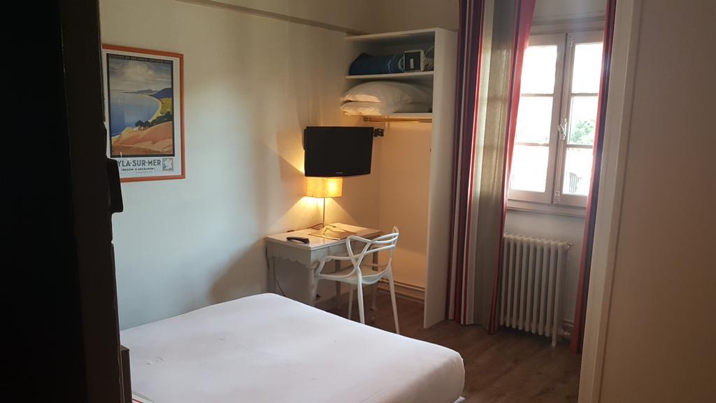 Ttiki Etchea Hotel 2*